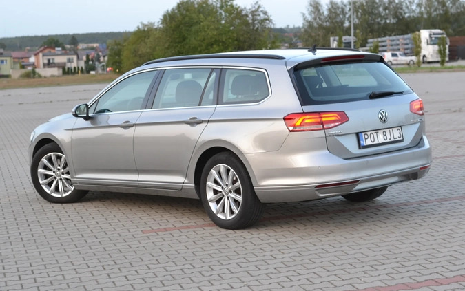 Volkswagen Passat cena 49999 przebieg: 240000, rok produkcji 2016 z Kępno małe 92